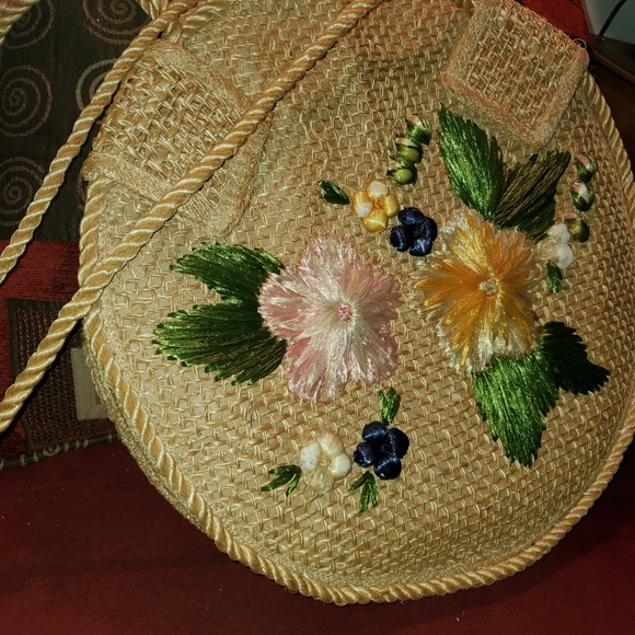 Purse - Picture 3 of 8